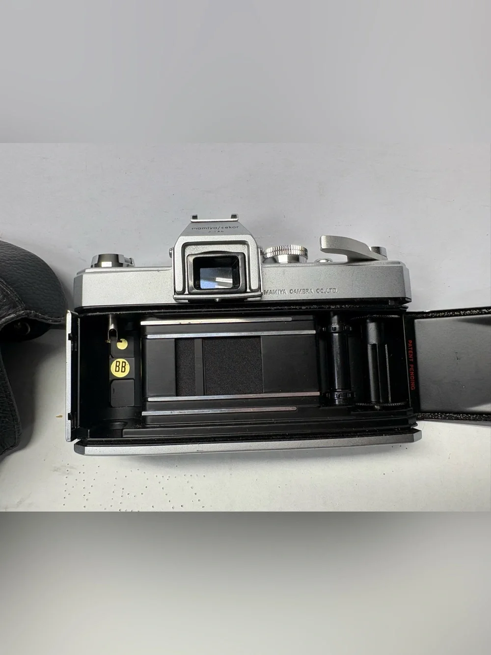 Mamiya/Sekor 1000 DTL  35 mm Camera Body + Case NO LENS